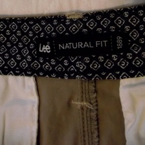 LEE Natural Fit Women's Shorts, Med, Tan - Picture 4 of 7